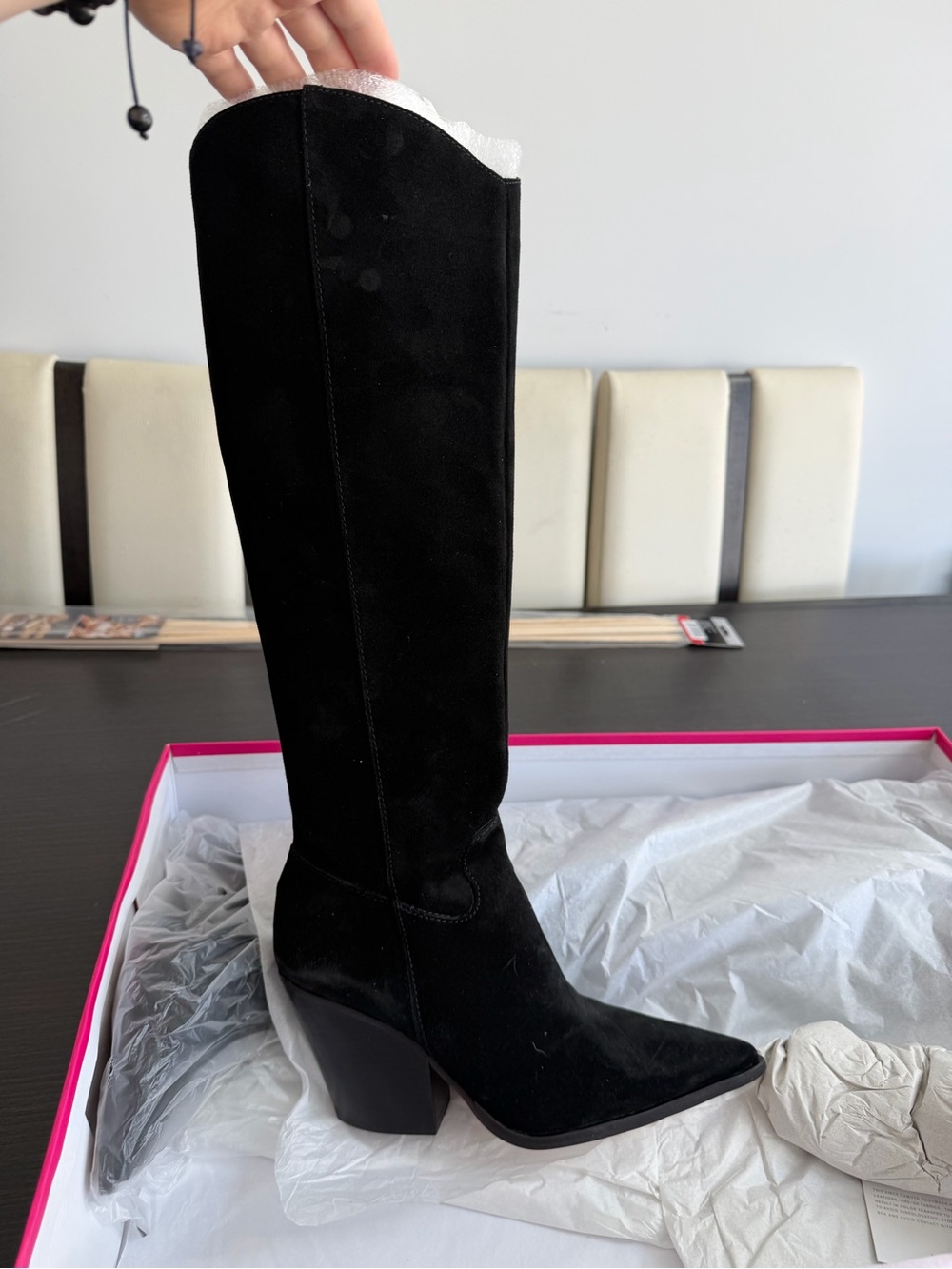 NIB Women’s Vince Camino Black Suede Western “Oyennda” Boots